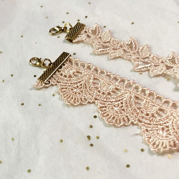 4/$25 Pink Lace Choker Set - Picture 3 of 4